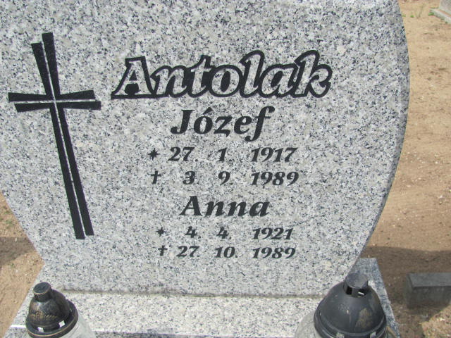 Anna Antolak 1921 Kędzierzyn - Koźle - Grobonet - Wyszukiwarka osób pochowanych