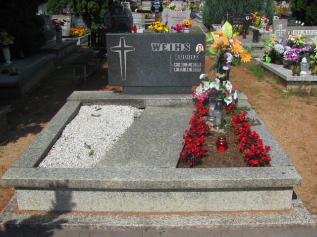 Józefa Weihs 1944 Kędzierzyn - Koźle - Grobonet - Wyszukiwarka osób pochowanych