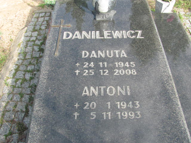 Danuta Danilewicz 1945 Kędzierzyn - Koźle - Grobonet - Wyszukiwarka osób pochowanych