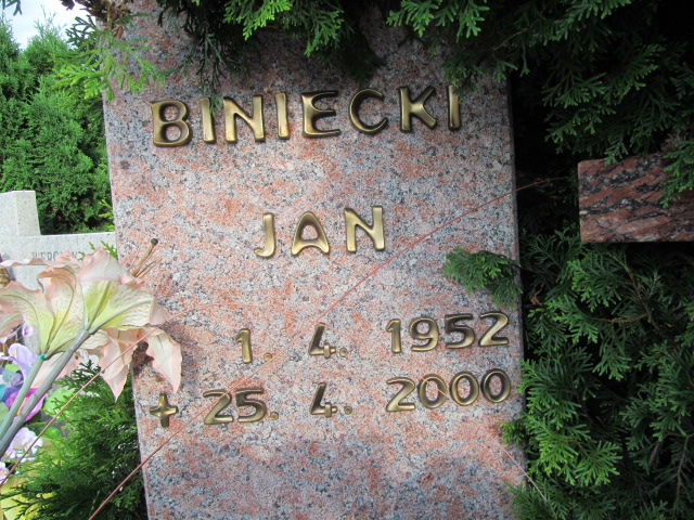 Jan Biniecki 1952 Kędzierzyn - Koźle - Grobonet - Wyszukiwarka osób pochowanych