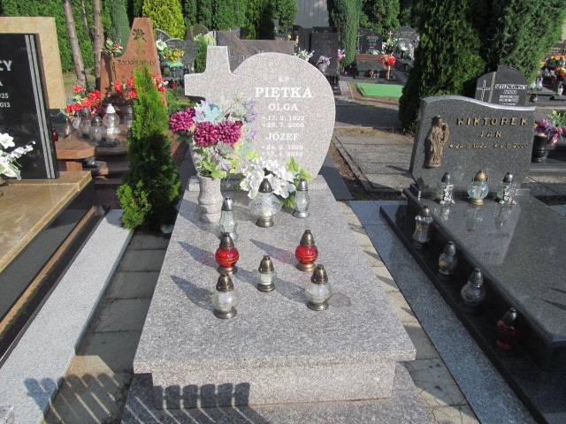 Grób Józef Piętka