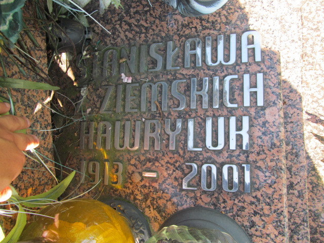 Stanisława Hawryluk 1913 Kędzierzyn - Koźle - Grobonet - Wyszukiwarka osób pochowanych