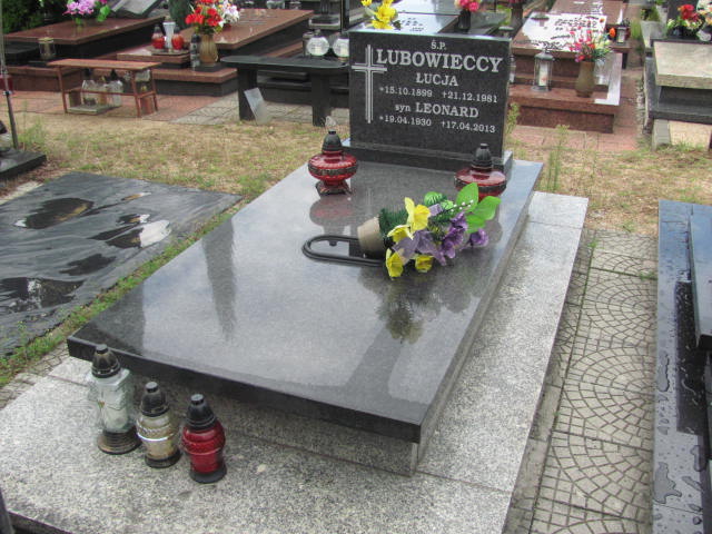 Grób Leonard Lubowiecki