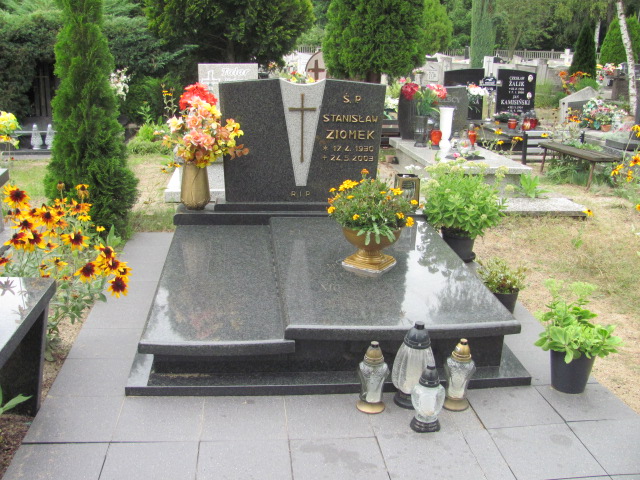 Grób Stanisław Ziomek