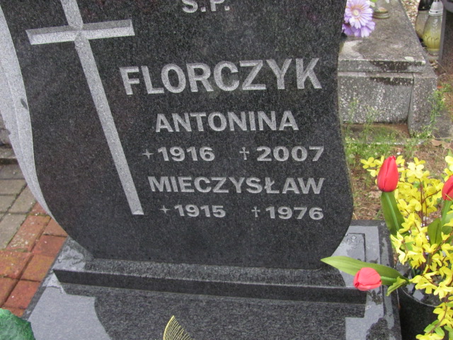 Antonina Florczyk 1916 Kędzierzyn - Koźle - Grobonet - Wyszukiwarka osób pochowanych